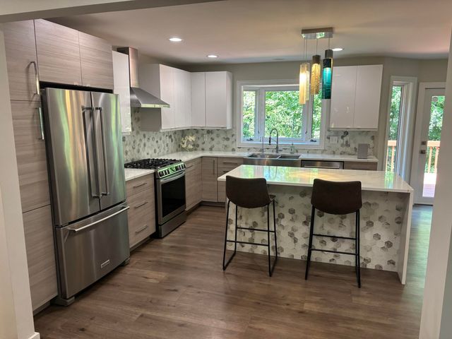 239 Crabapple Lane, Valparaiso, IN 46383