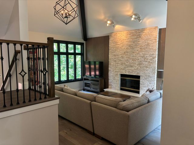 239 Crabapple Lane, Valparaiso, IN 46383