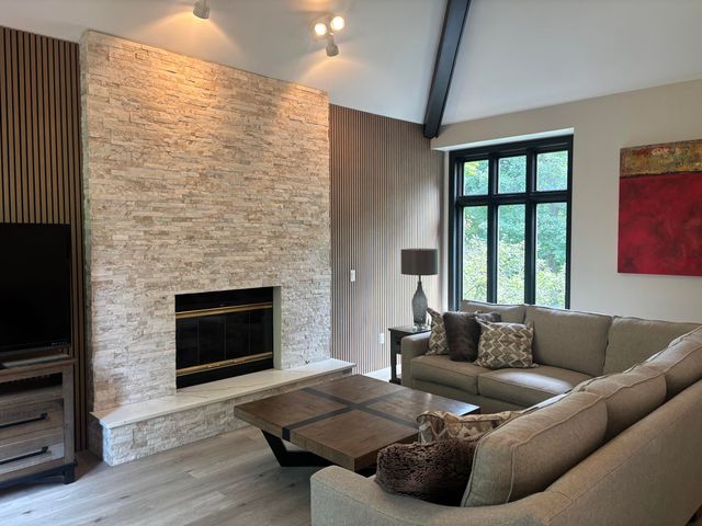 239 Crabapple Lane, Valparaiso, IN 46383