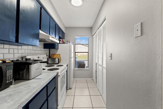 7124 BARCLAY AVENUE A, Spring Hill, FL 34609