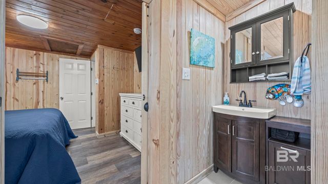 17628 State Highway 180, Gulf Shores, AL 36542