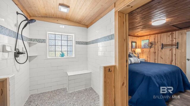 17628 State Highway 180, Gulf Shores, AL 36542