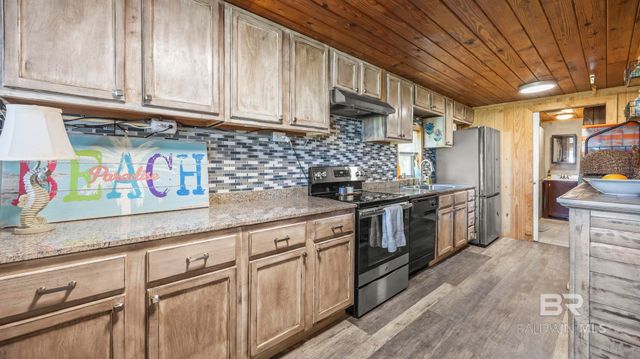 17628 State Highway 180, Gulf Shores, AL 36542