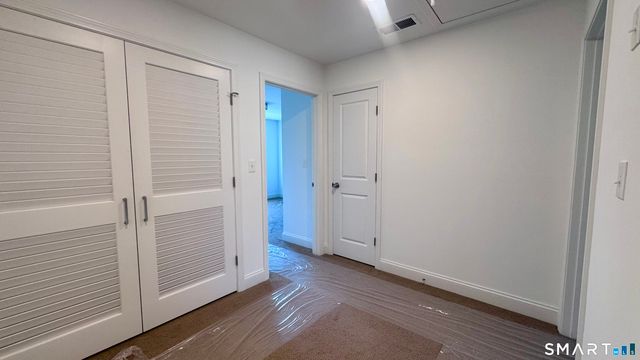 44 Mettler Street B, Woodbridge, CT 06525