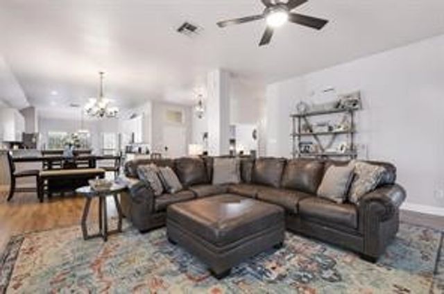 1305 STONE MOUNTAIN Parkway, Savannah, TX 76227