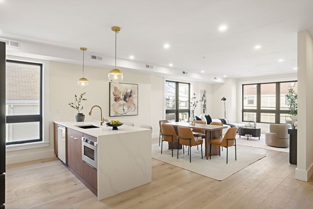 17 Holmes Street 204, Quincy, MA 02171