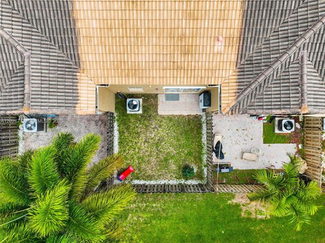 11866 SW 152nd Pl, Miami, FL 33196