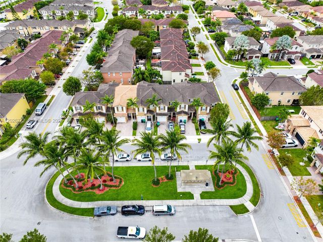 11866 SW 152nd Pl, Miami, FL 33196