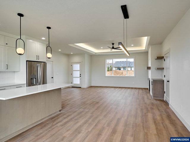 1281 Brown St, Woodburn, OR 97071