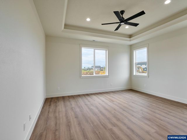 1281 Brown St, Woodburn, OR 97071