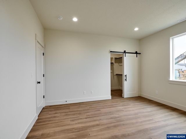 1281 Brown St, Woodburn, OR 97071