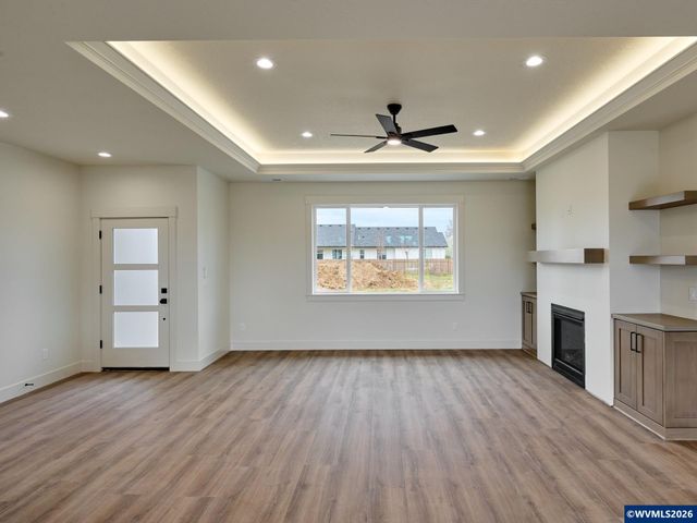 1281 Brown St, Woodburn, OR 97071