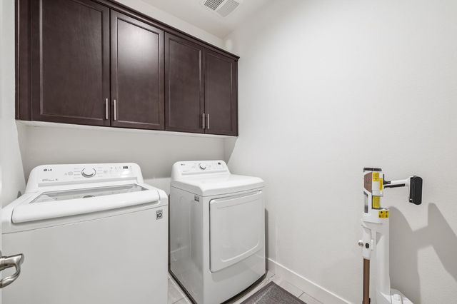 4530 Hillside Road, Madera, CA 93636