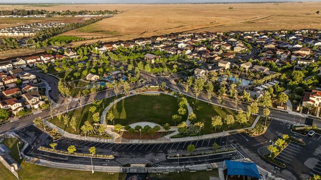 4530 Hillside Road, Madera, CA 93636