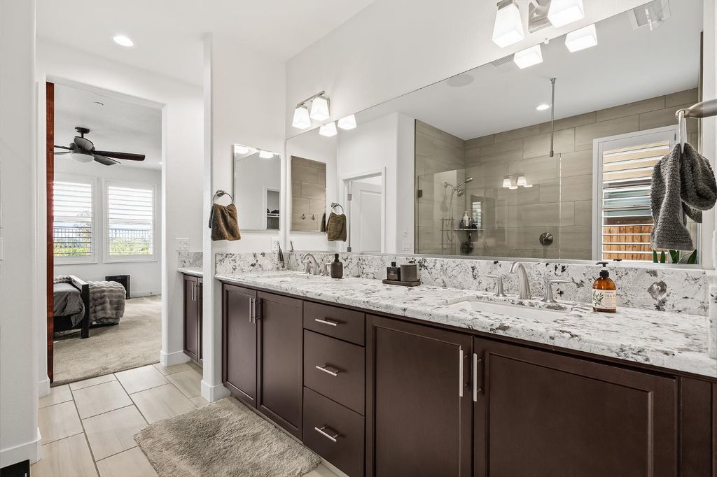 Image 22 of property listing at 4530 Hillside Road, Madera, CA 93636