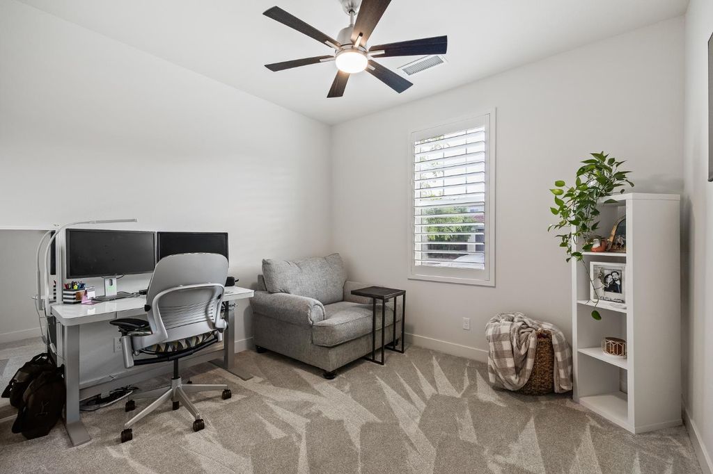 Image 29 of property listing at 4530 Hillside Road, Madera, CA 93636