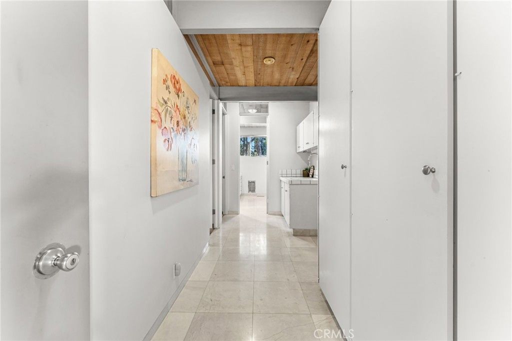 Image 38 of property listing at 1595 Cherokee Road, Corona, CA 92881