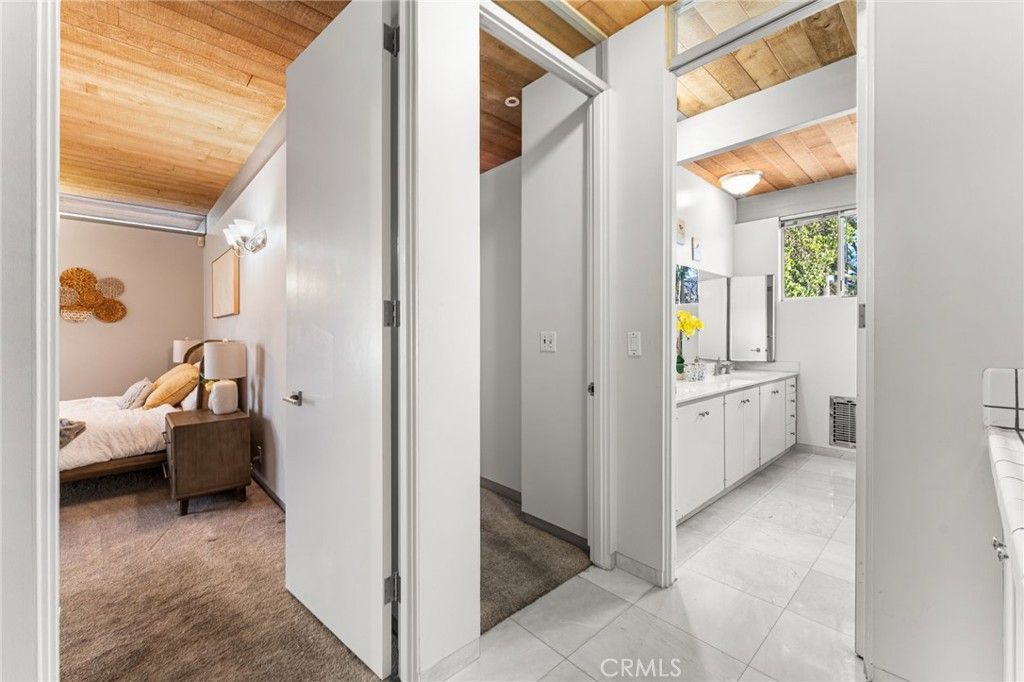 Image 39 of property listing at 1595 Cherokee Road, Corona, CA 92881