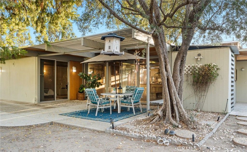 Image 48 of property listing at 1595 Cherokee Road, Corona, CA 92881
