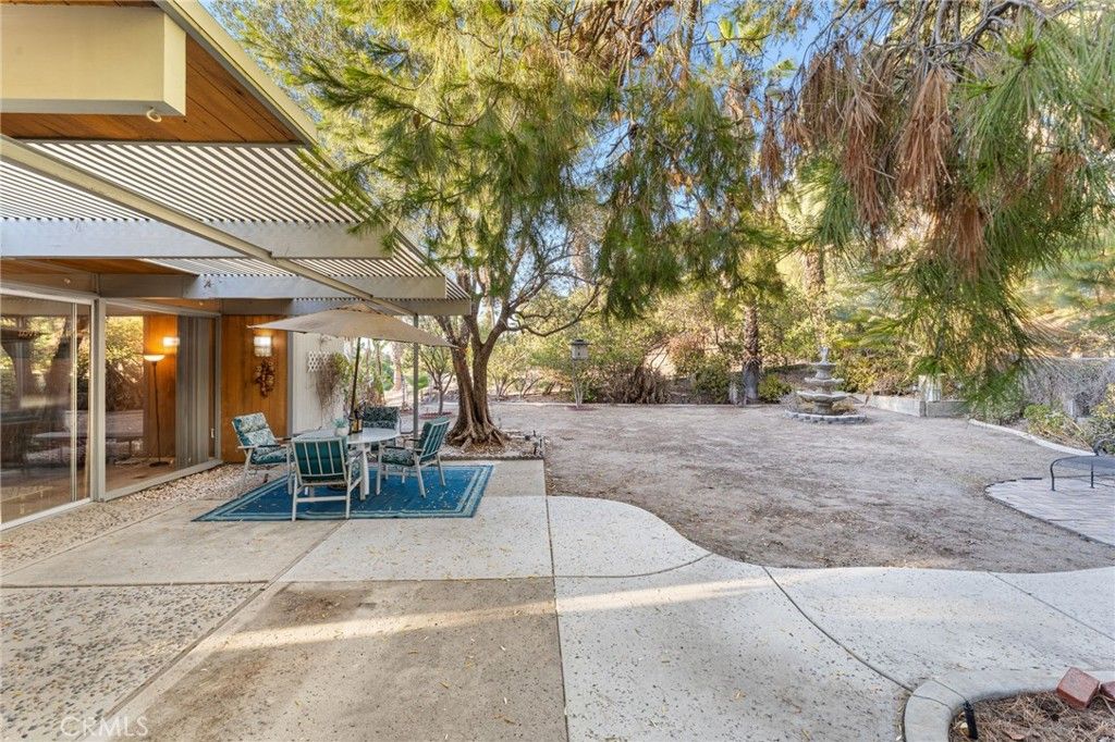 Image 51 of property listing at 1595 Cherokee Road, Corona, CA 92881