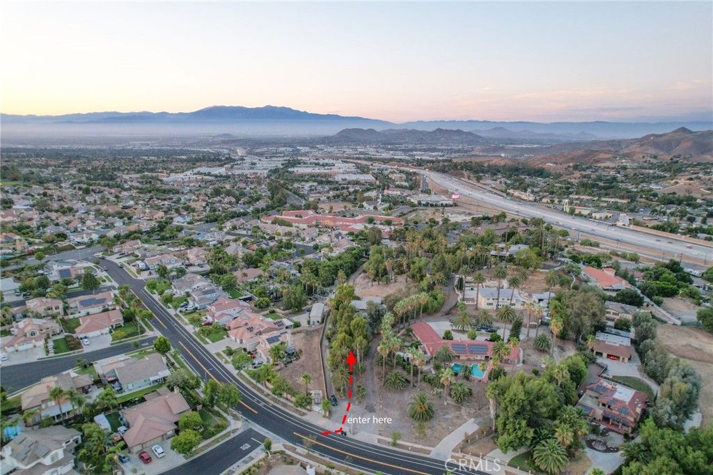 Image 61 of property listing at 1595 Cherokee Road, Corona, CA 92881