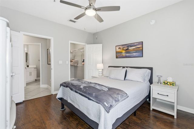 4345 BAYSIDE VILLAGE DRIVE 302, Tampa, FL 33615