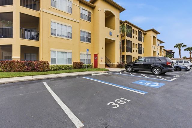 4345 BAYSIDE VILLAGE DRIVE 302, Tampa, FL 33615