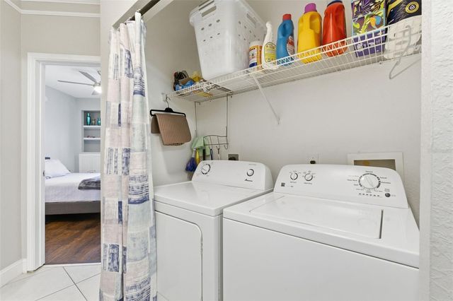 4345 BAYSIDE VILLAGE DRIVE 302, Tampa, FL 33615