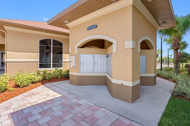 4345 BAYSIDE VILLAGE DRIVE 302, Tampa, FL 33615