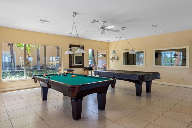 4345 BAYSIDE VILLAGE DRIVE 302, Tampa, FL 33615