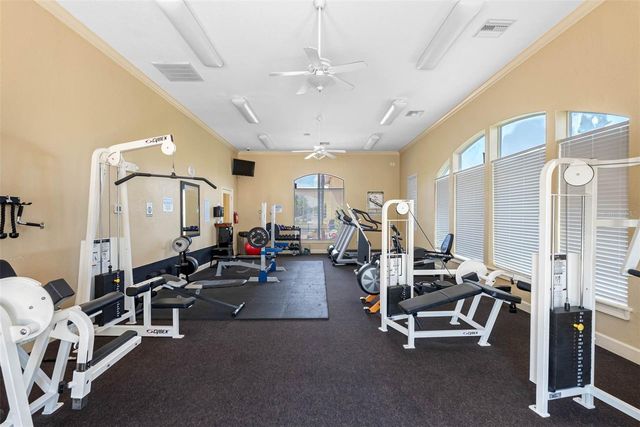 4345 BAYSIDE VILLAGE DRIVE 302, Tampa, FL 33615