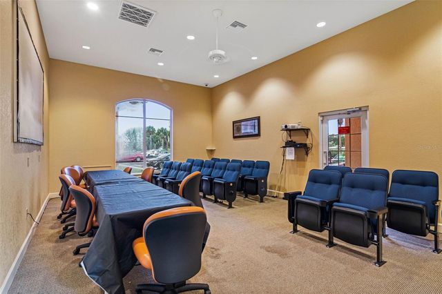 4345 BAYSIDE VILLAGE DRIVE 302, Tampa, FL 33615