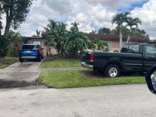 5051 SW 10TH Street, Plantation, FL 33317