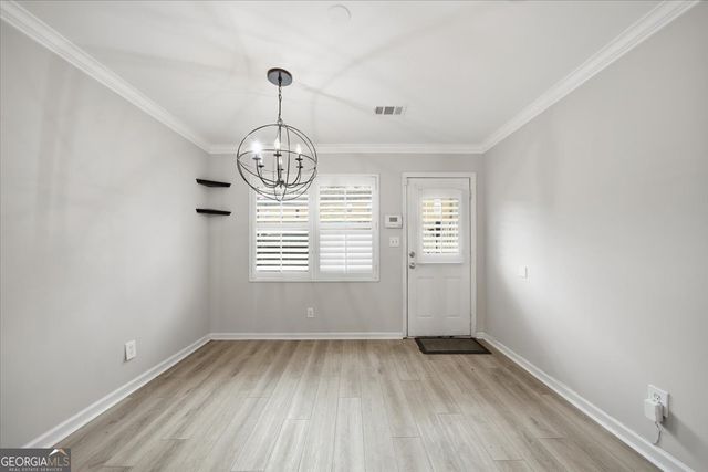 115 WINDING RIVER Drive UNIT B, Atlanta, GA 30350