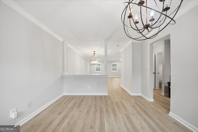 115 WINDING RIVER Drive UNIT B, Atlanta, GA 30350