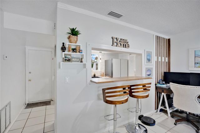 3913 MAGNOLIA POINTE LANE, Orlando, FL 32810