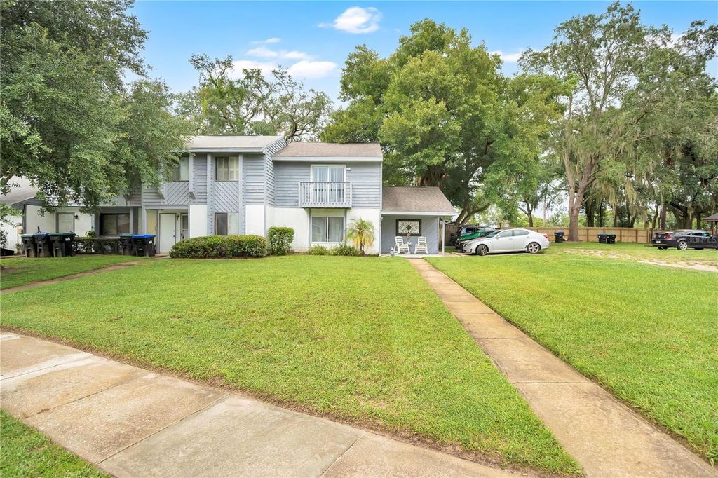 3913 MAGNOLIA POINTE LANE, Orlando, FL 32810