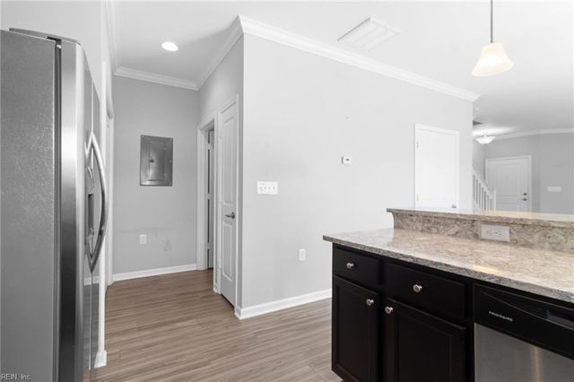 1676 Halesworth LN, Virginia Beach, VA 23456