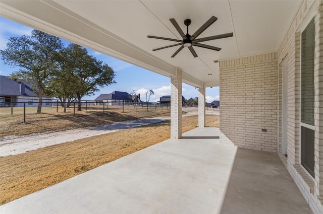 1038 Deer Island Court, Azle, TX 76020