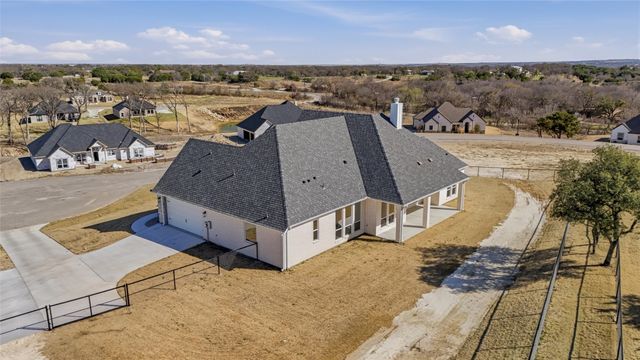 1038 Deer Island Court, Azle, TX 76020