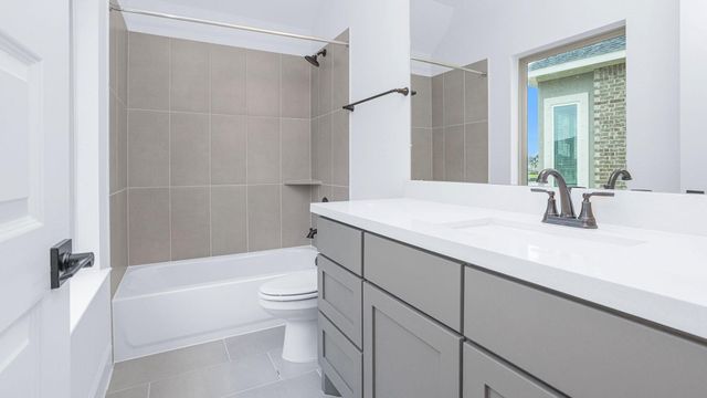 12226 Jacob Lane, Mont Belvieu, TX 77523