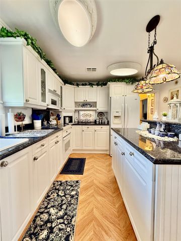 596 County Road 3425, Clifton, TX 76634