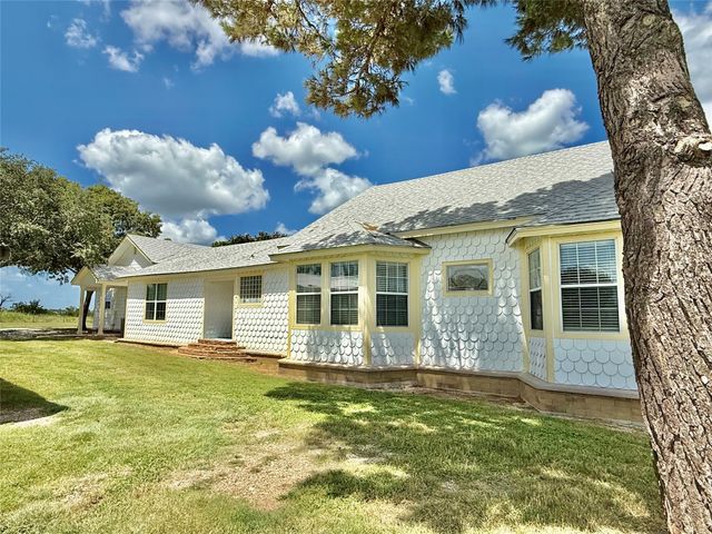 596 County Road 3425, Clifton, TX 76634