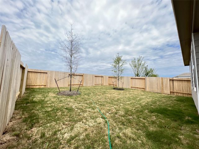 680 Amesbury Road, Conroe, TX 77316