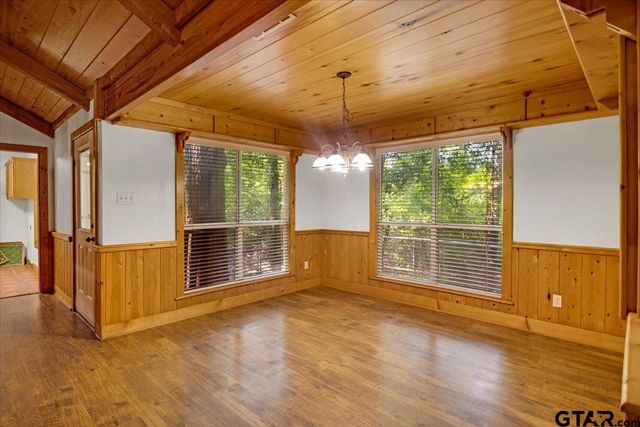 2040 Valleywood Trail, Holly Lake Ranch, TX 75765