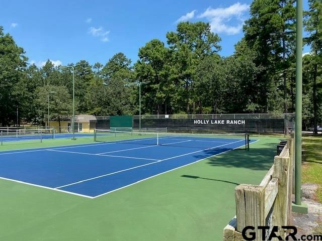 2040 Valleywood Trail, Holly Lake Ranch, TX 75765