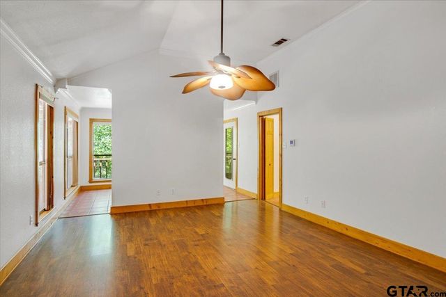 2040 Valleywood Trail, Holly Lake Ranch, TX 75765