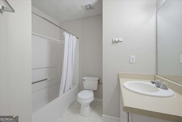 26 Hampton Drive, Cartersville, GA 30121