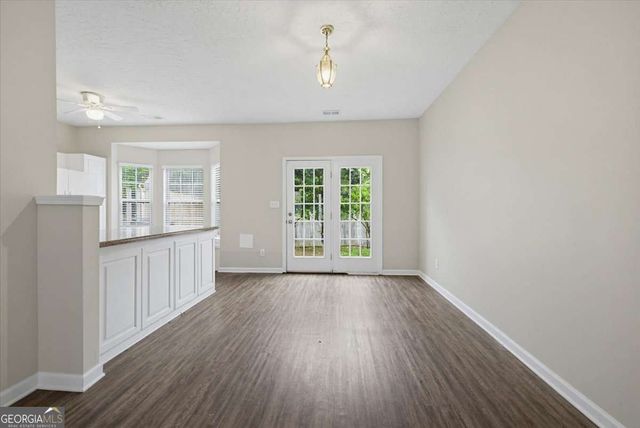 26 Hampton Drive, Cartersville, GA 30121