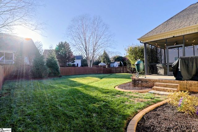 5 Thorncliff Court, Simpsonville, SC 29681